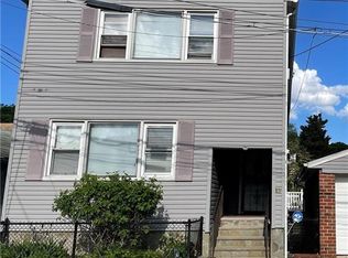 12 Horatio St #2, Yonkers, NY 10710