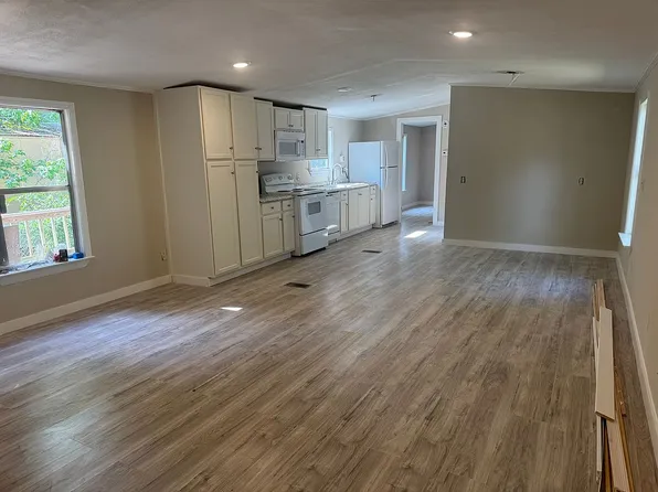 13630 Pine Cir S, Conroe, TX 77304