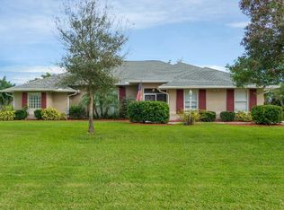508 Cross Creek Cir, Sebastian, FL 32958
