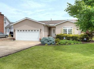 111 Park Ave, South Pt, OH 45680