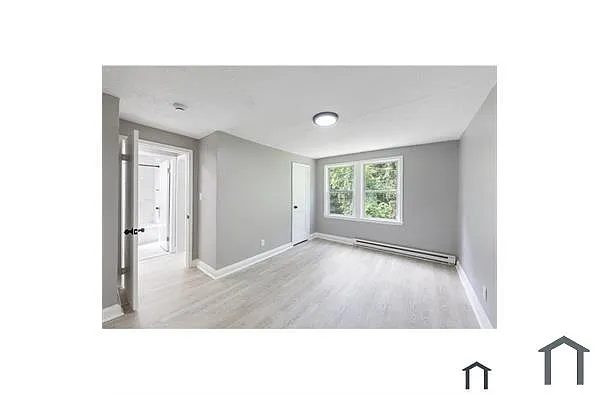 Building Photo - 2609 Fairview Ave #C