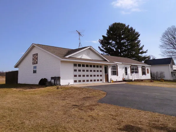 3113 Pointer Rd, West Branch, MI 48661