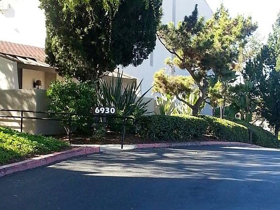 3rd image of 6930 Hyde Park Dr Unit 129