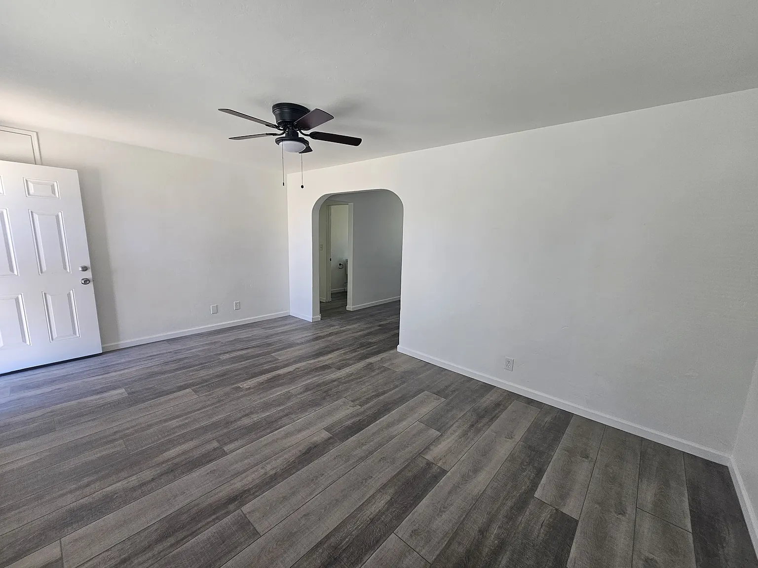 1 bed, 600 sqft, $1,600 — Photo 4