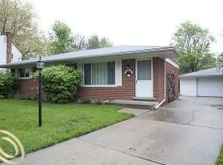 23116 Glenmoor Heights Dr, Farmington Hills, MI