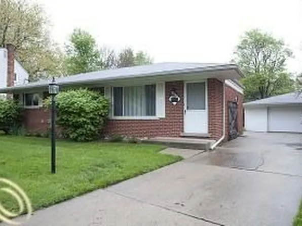 23116 Glenmoor Heights Dr, Farmington Hills, MI 48336