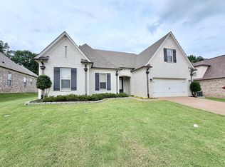 7688 Elpine Gray Dr, Arlington, TN 38002