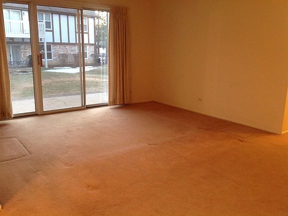 3rd image of 1412 Wentworth Ct