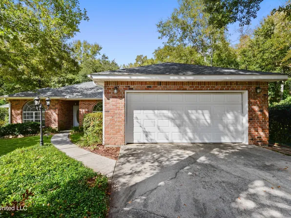 6628 Ahiahi Pl, Diamondhead, MS 39525