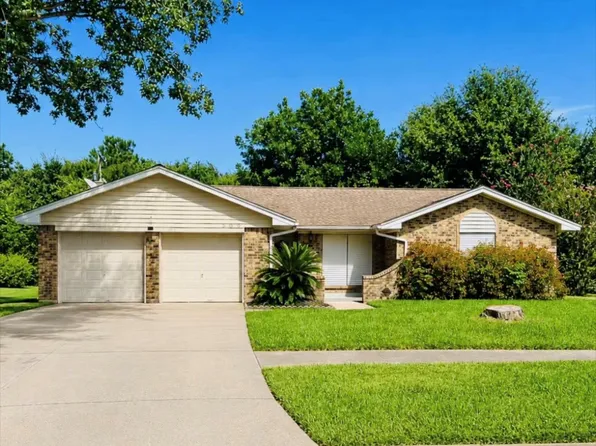 306 Lantana Dr, Texas City, TX 77591