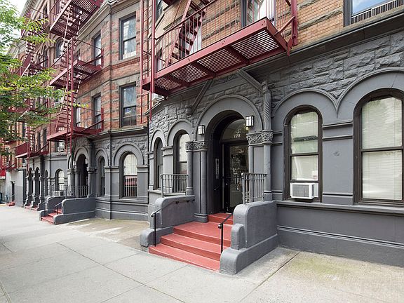 3rd image of 1486 Lexington Ave APT 4B