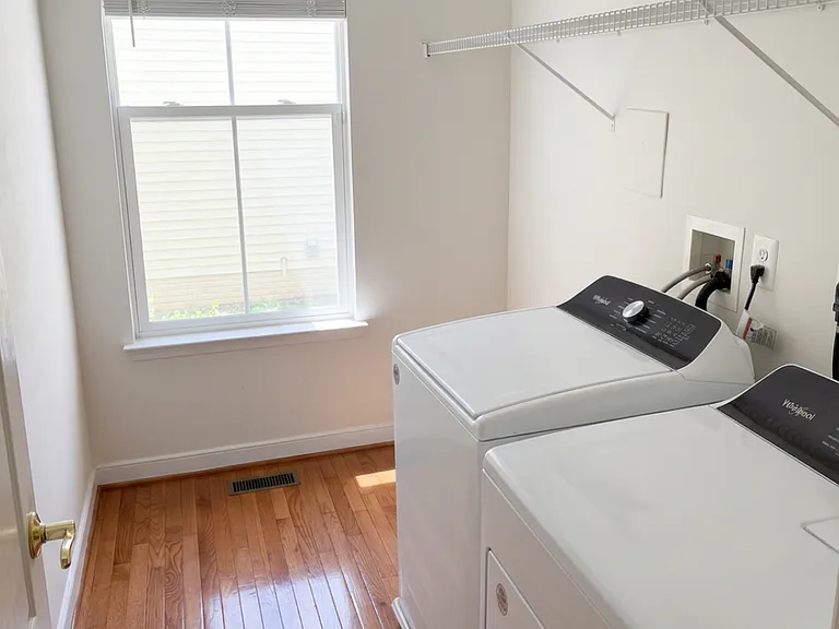 3921 Braveheart Cir — Photo 21