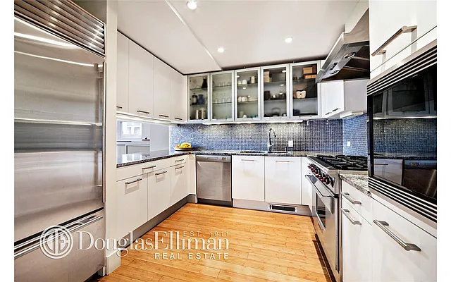 Sold by Douglas Elliman | media 6