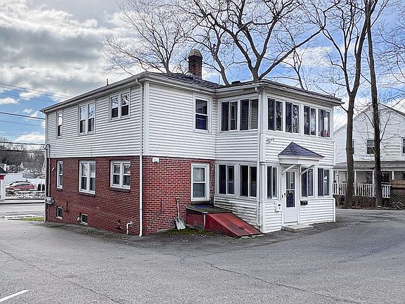3rd image of 123 Lincoln Ave #A