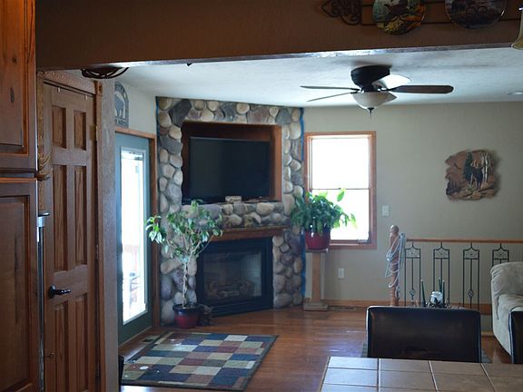 4th image of 1307 Depot Ave