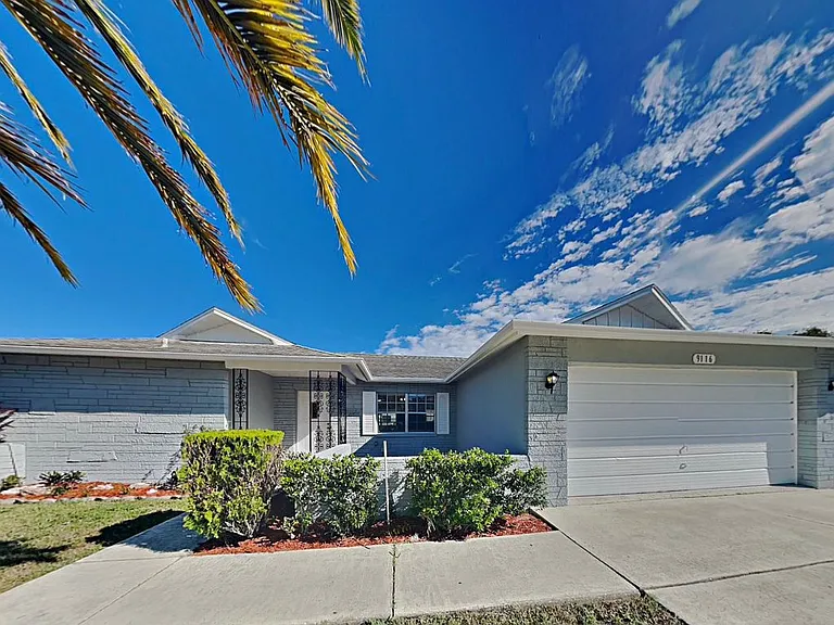 9005 Glen Moor Ln — Photo 1