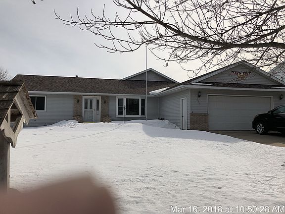 2nd image of 2025 La Casa Ln SE