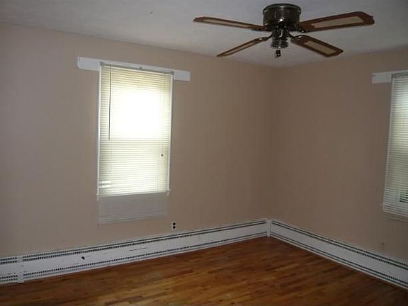 3rd image of 35248 Bakewell St
