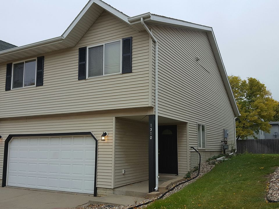 Maintenance free siding