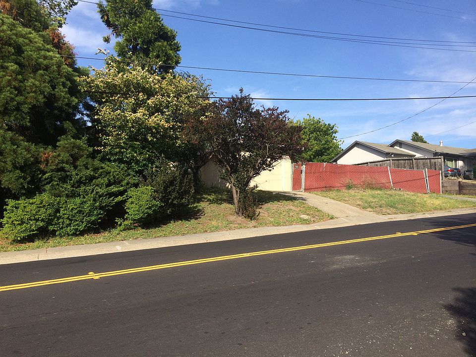 2nd image of 2488 Brian Rd