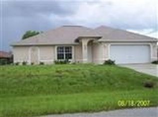 701 SW 12th Ter, Cape Coral, FL 33991