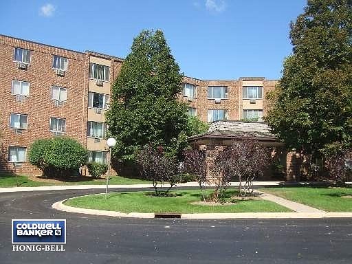 1st image of 1880 Bonnie Ln APT 106