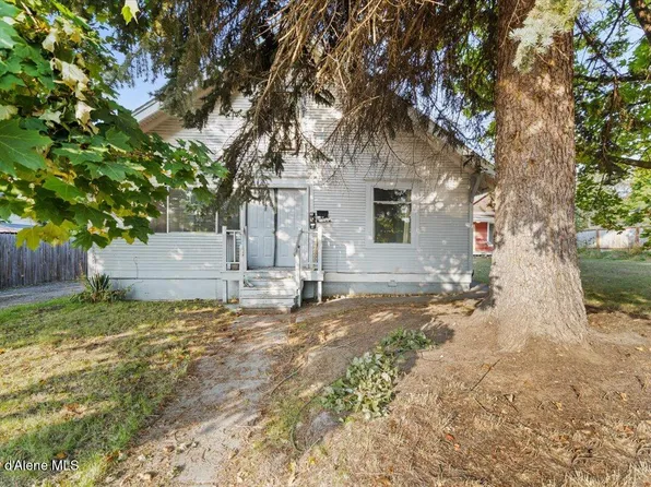 1031 N 3rd St, Coeur D Alene, ID 83814