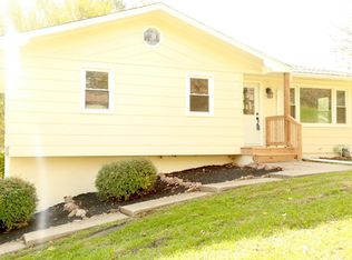 2722 Blackwell Rd, Saint Joseph, MO 64505