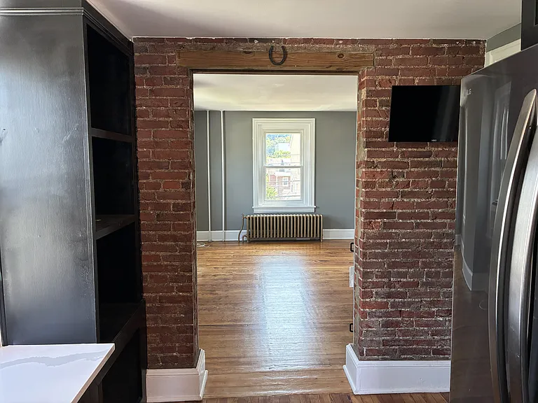 814 E Hector St #2 — Photo 16