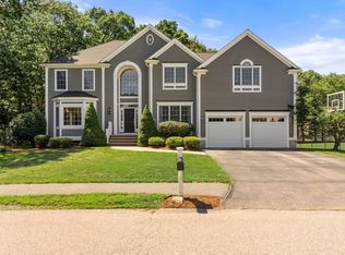 22 Thistle Rd, North Andover, MA 01845
