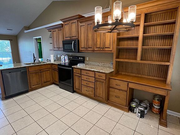 5th image of 752 Dellwood Dr