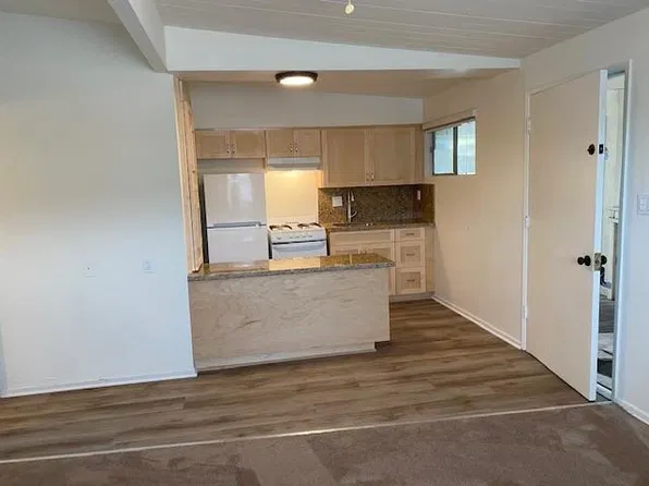 160 Holly Ave #8, Carpinteria, CA 93013