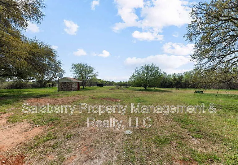 3137 S FM 200 — Photo 21