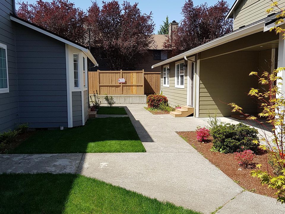 2nd image of 20835 110th Ln SE