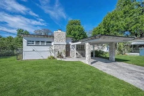 1304 E Osborne Ave Photo 1