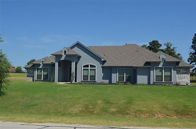 1st image of 7201 Hinton Dr