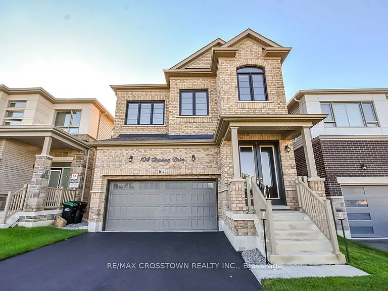 104 Shepherd Dr — Photo 2