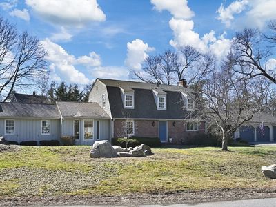2 Cyr Cir, Andover, MA, 01810