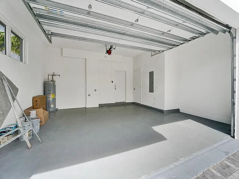 1220 NE 15th Ave — Photo 6