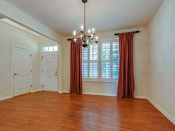5th image of 509 Wolfeboro Ln