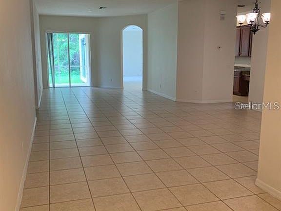 3rd image of 20021 Tamiami Ave