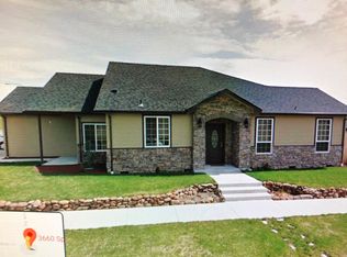 3660 Springbrook Rd, Medford, OR 97504