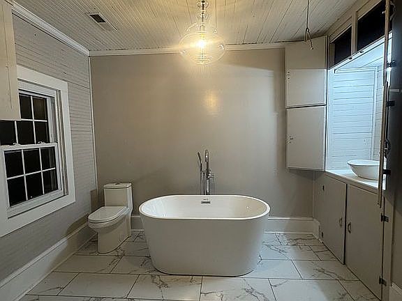 4th image of 1555 Arthur Corey Rd