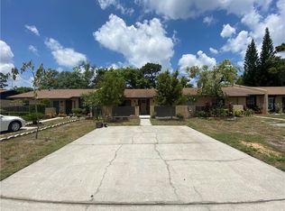 10074 88th St N, Seminole, FL 33777