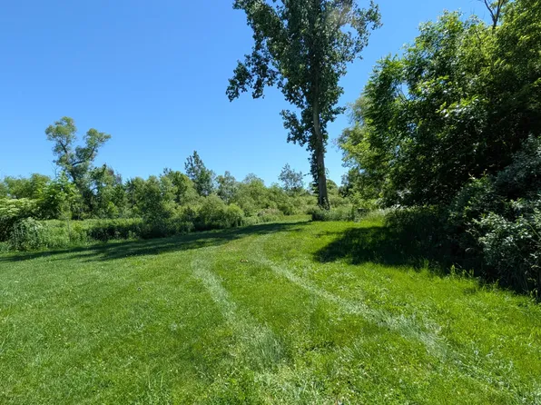 113 Avenue, Fennville, MI 49408