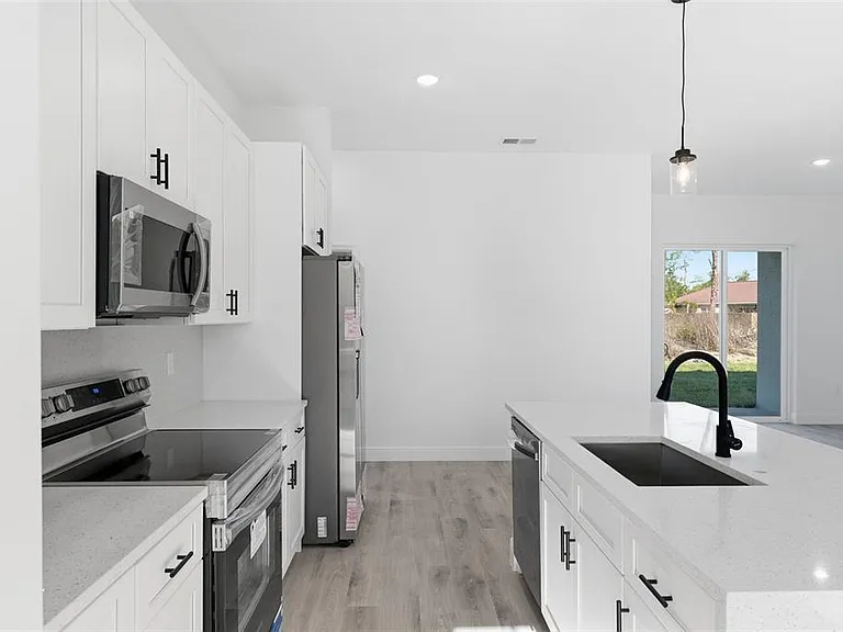 3699 SW 169th Pl — Photo 16