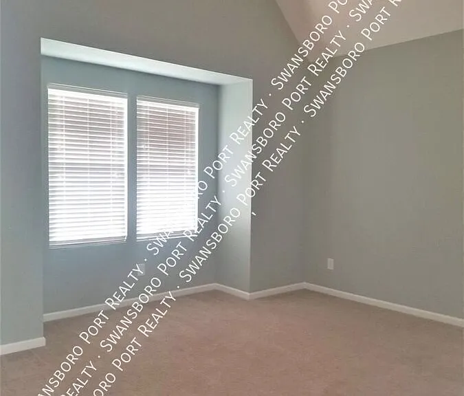 411 Cyrus Thompson Dr — Photo 7