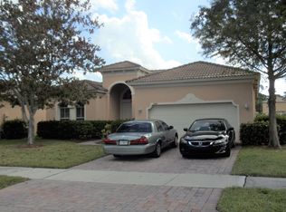 5914 Walnut Park Ln, Fort Pierce, FL 34951