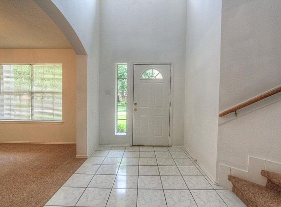 3rd image of 5242 Hill Timbers Dr