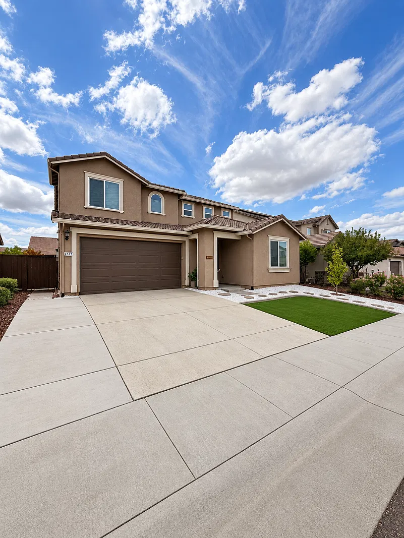 4 bed, 3.5 bath, 3063 sqft, $3,895 — Photo 2